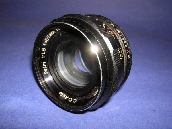 Petri C.C. Auto 55mm f/1.8 – Cheap Lens