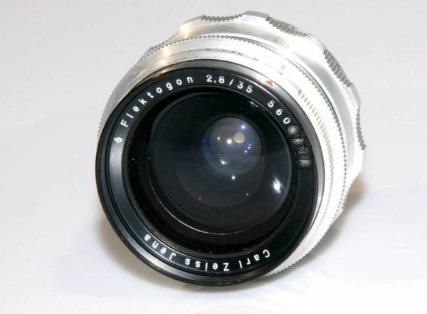 Carl Zeiss Jena Flektogon 35mm f2.8 Silver